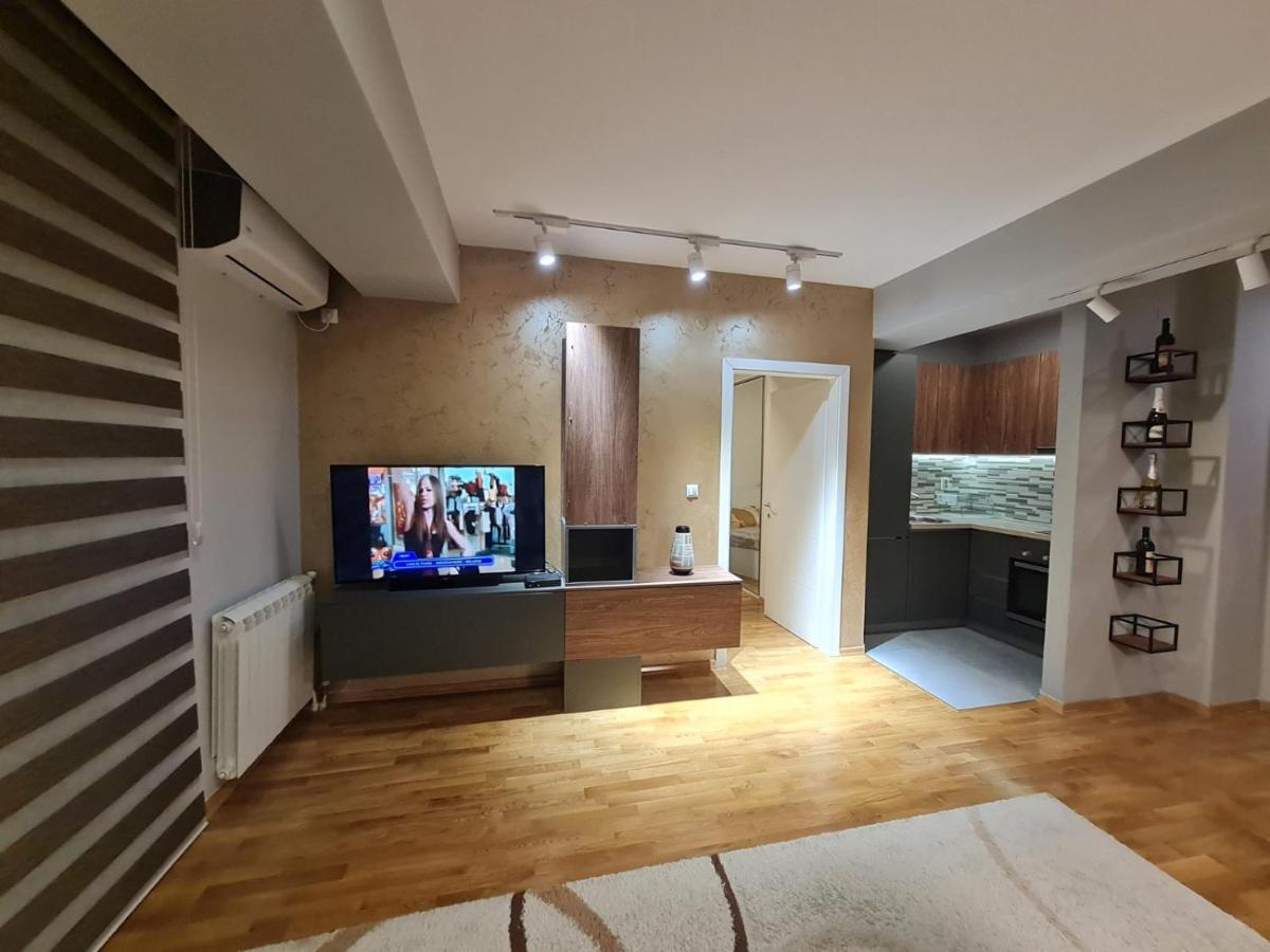 Marand Apartment Skopje Ngoại thất bức ảnh