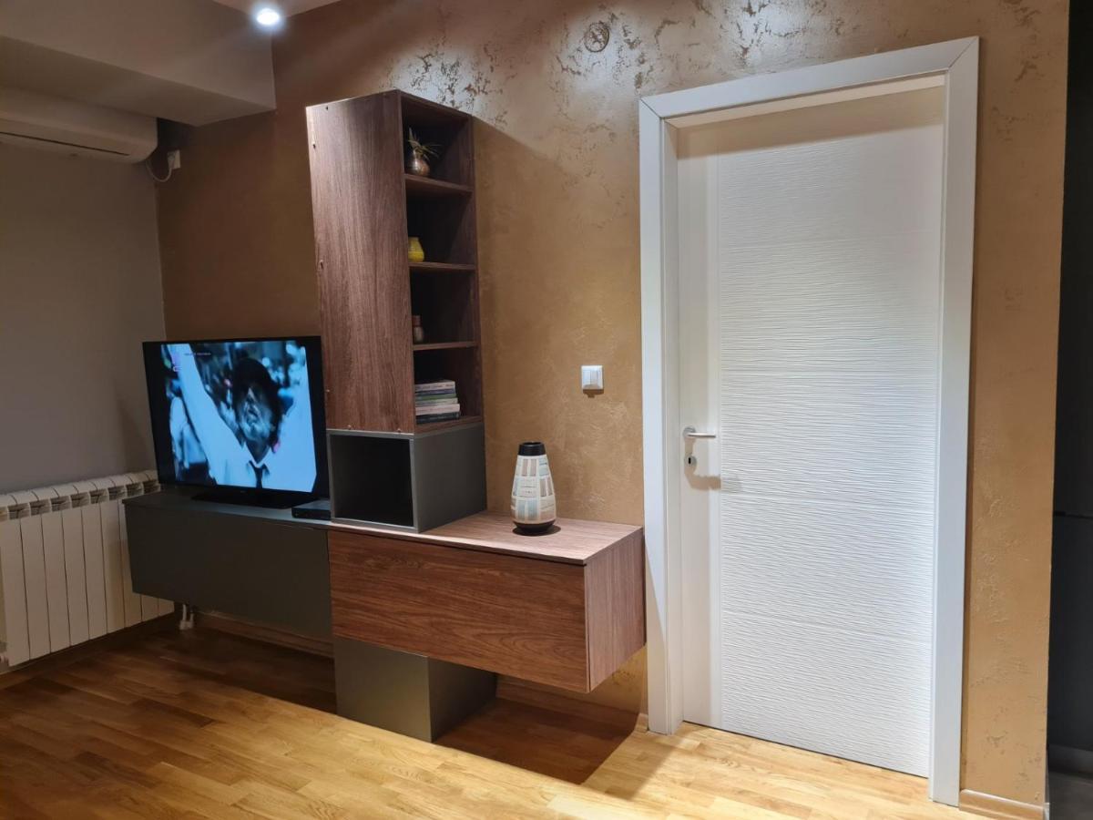 Marand Apartment Skopje Ngoại thất bức ảnh
