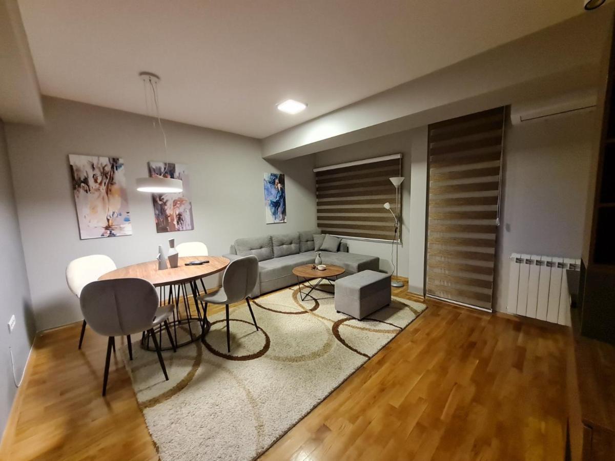 Marand Apartment Skopje Ngoại thất bức ảnh
