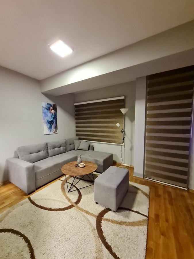 Marand Apartment Skopje Ngoại thất bức ảnh